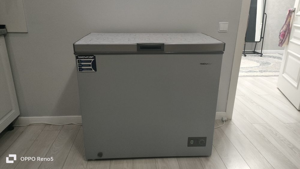 Срочна продам  морозильник, шторы