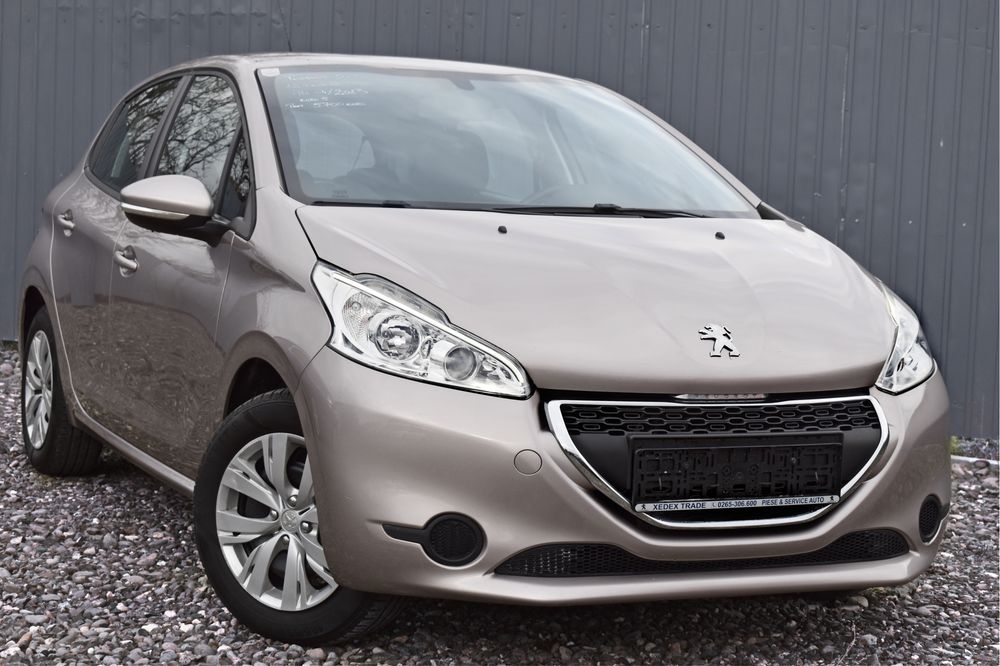 Peugeot 208 benzina 1,2 cmc 80cp an 2013 euro5