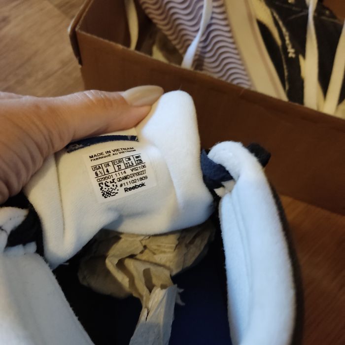 Нови дамски Reebok