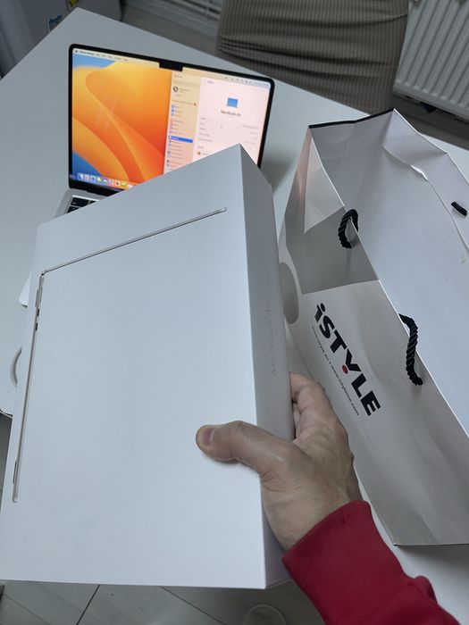 Macbook Air 13 inch M2