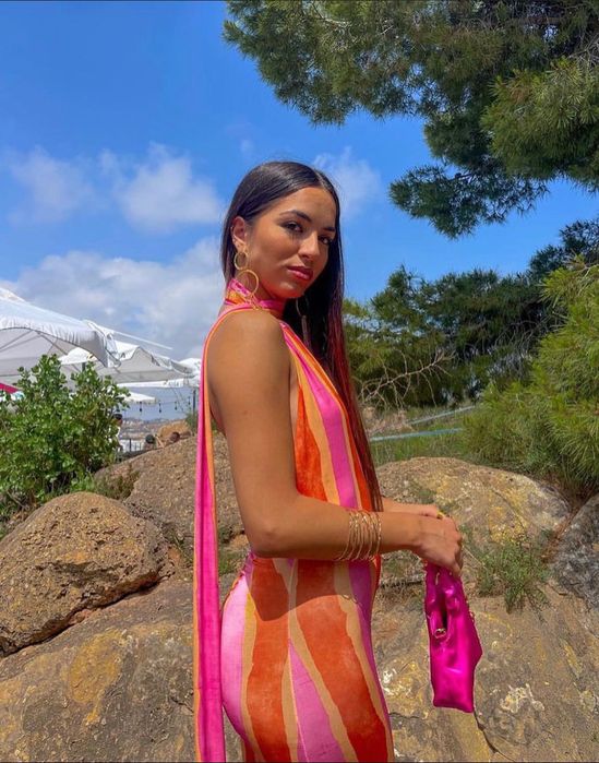 Уникална дълга рокля