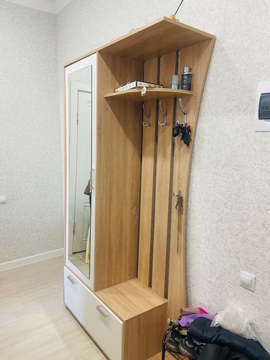 Шкаф для прихожей