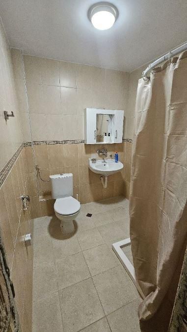 Тристаен апартамент, под наем, кв. Гръцка Махала