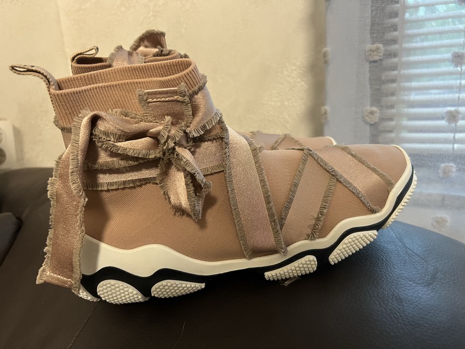 Сникърси RED VALENTINO - номер 41