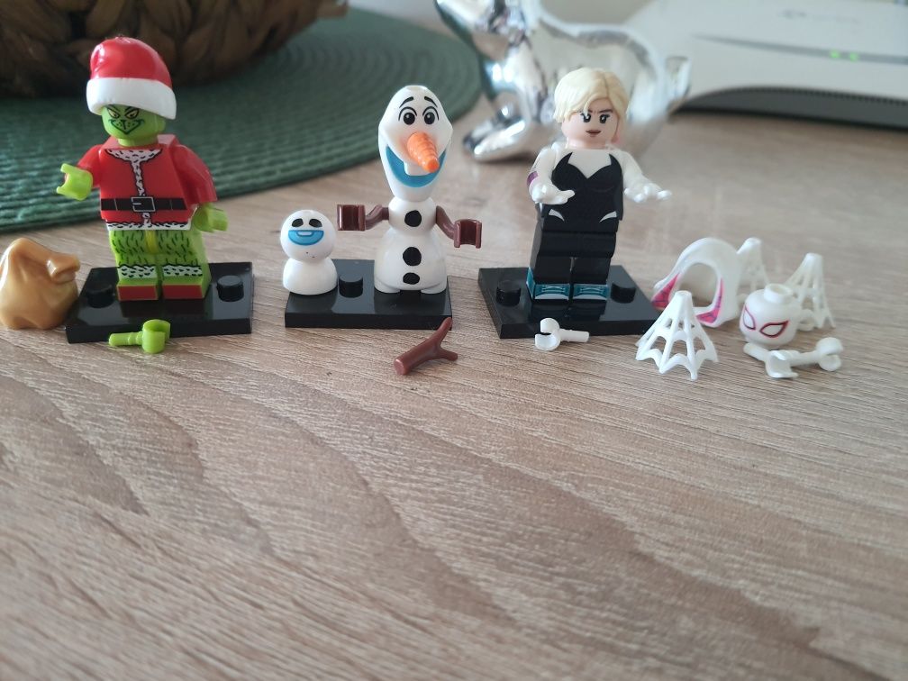 Лего/lego фигури-Олаф,Гринч и spider Gwen