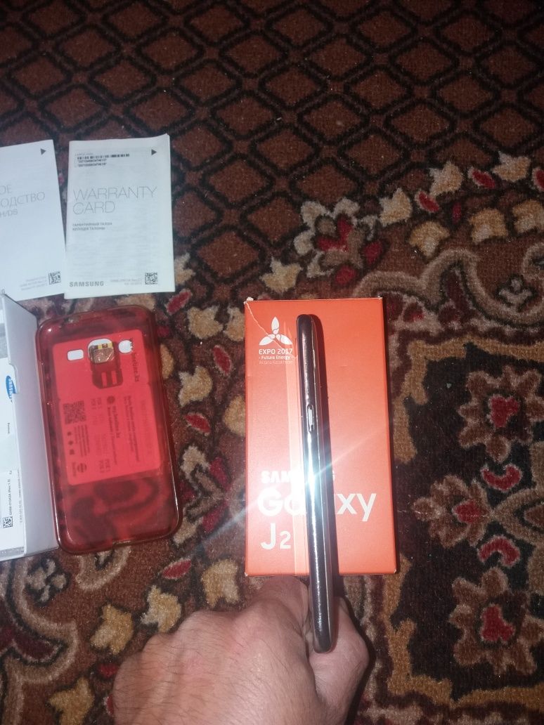 Продам Galaxy j2 -25000