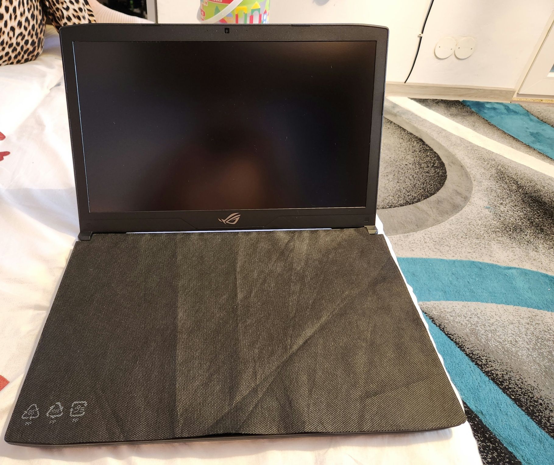 Laptop Asus Rog Strix GL703GE!