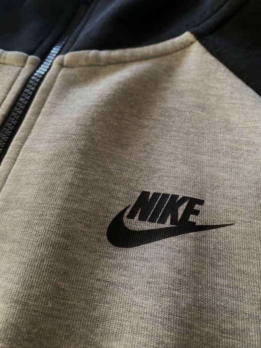 Nike tech fleece OG