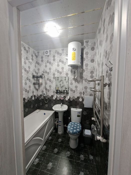 1 xonali yangi kvartira ijaraga beriladi.