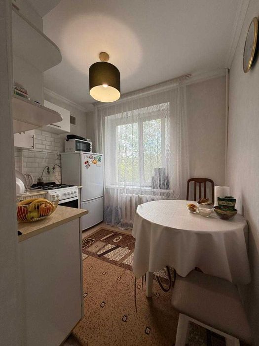 Срочная продажа 2-х комн Абая 71