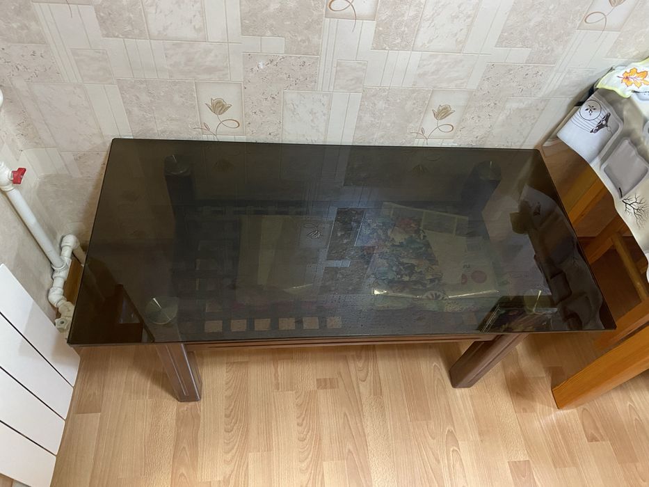 Журнальный столик