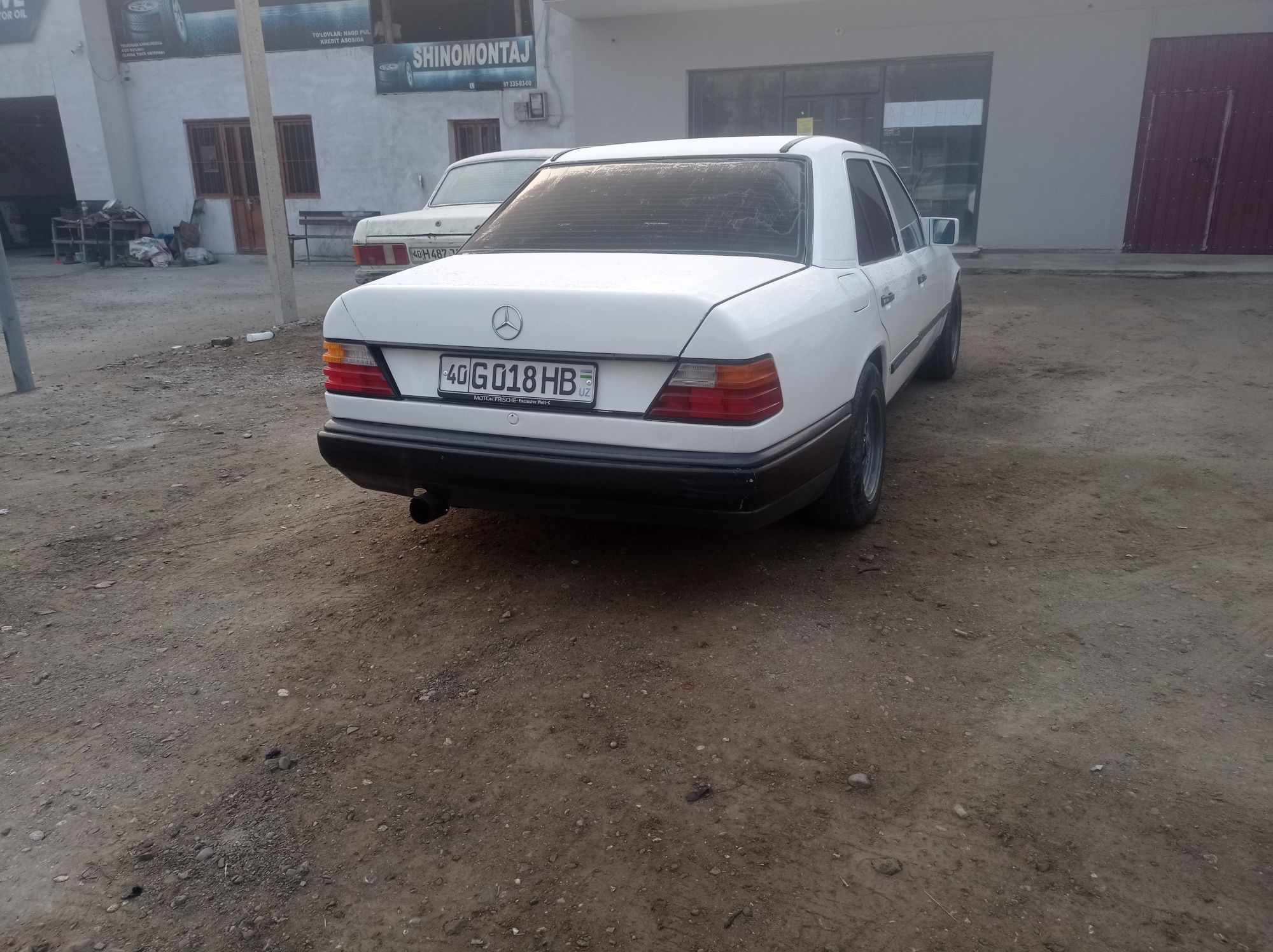 Mersedes 124 Srochni sotiladi
