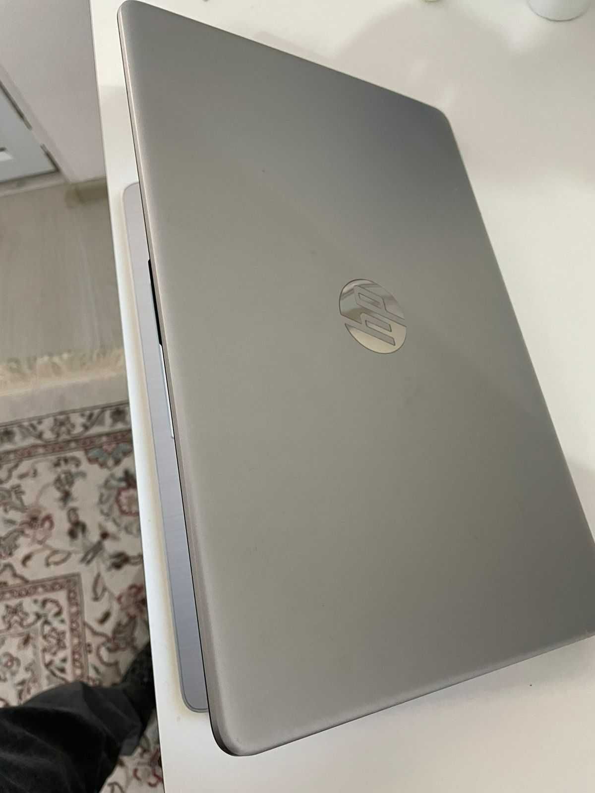HP Laptop 15s-fq2037ur
