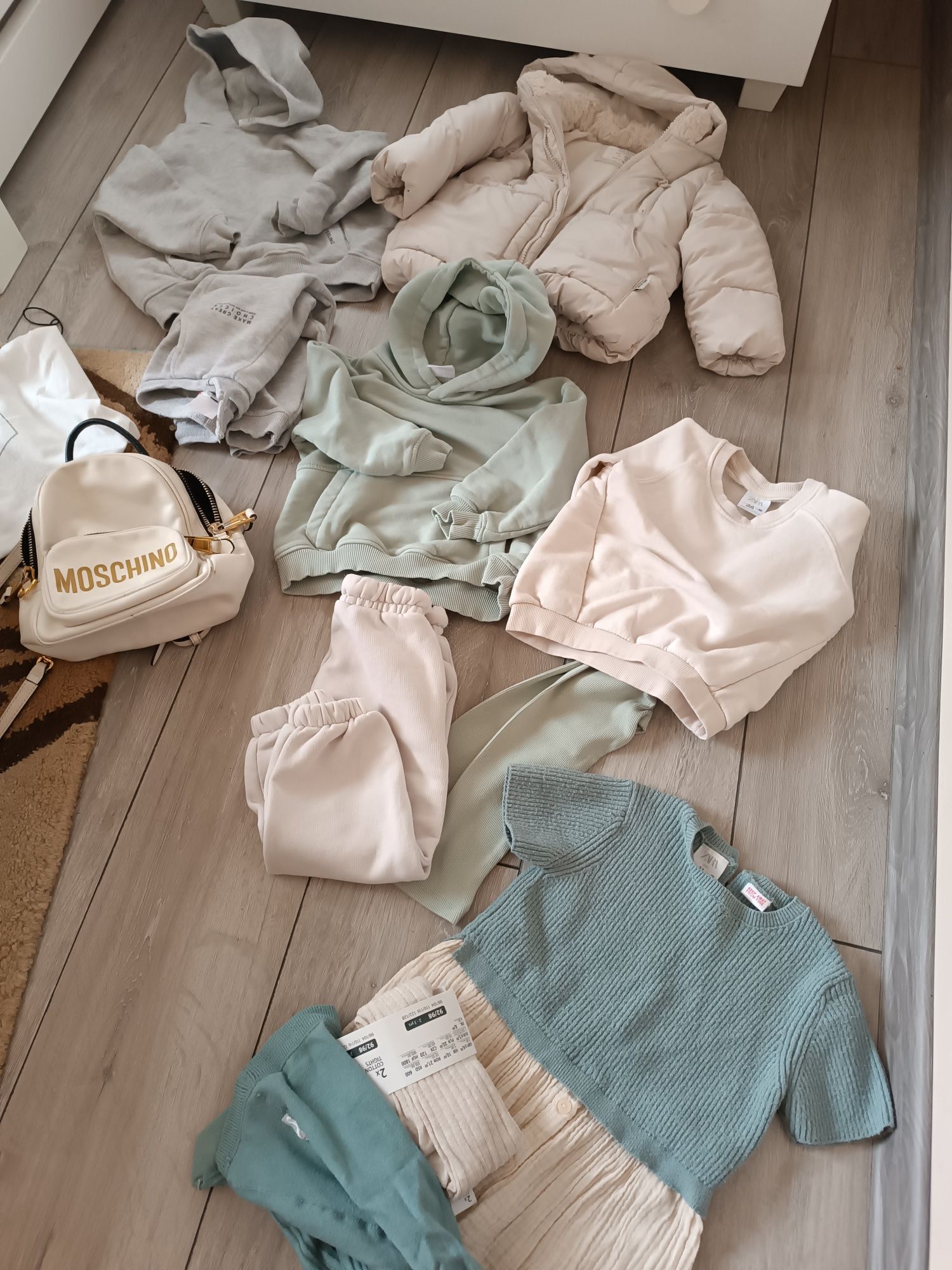 Zara ,Moschino 98 разкошни дрешки