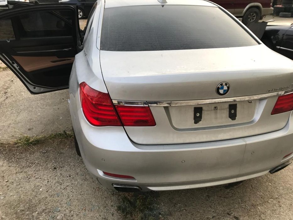 dezmembrez bmw 750i F01 F02 330KW N63 B44 B 4,4 V8 BITURBO 2010 2008