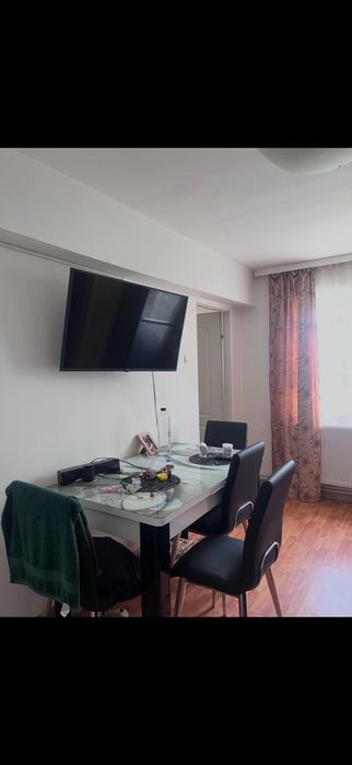 Apartament 2 camere in Plopeni