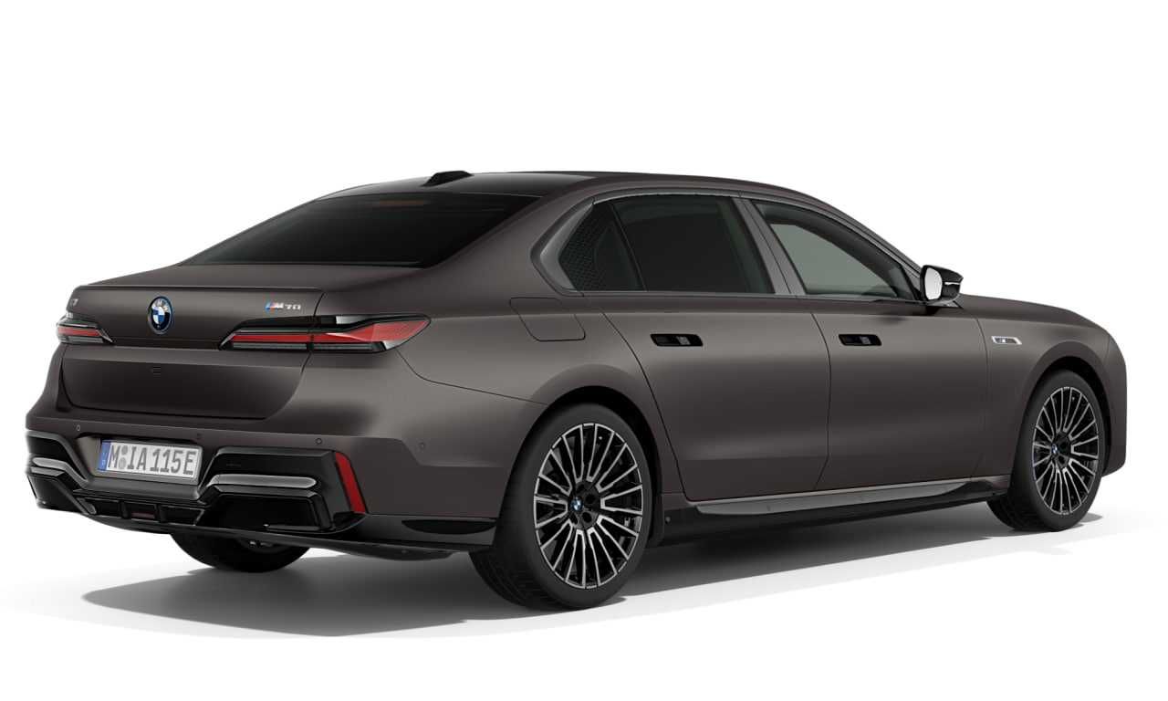 BMW i7 M70 xDrive Sedan с гарантии в наличии