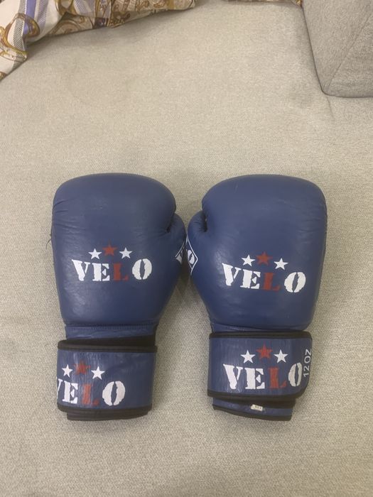 Боксерские перчатки