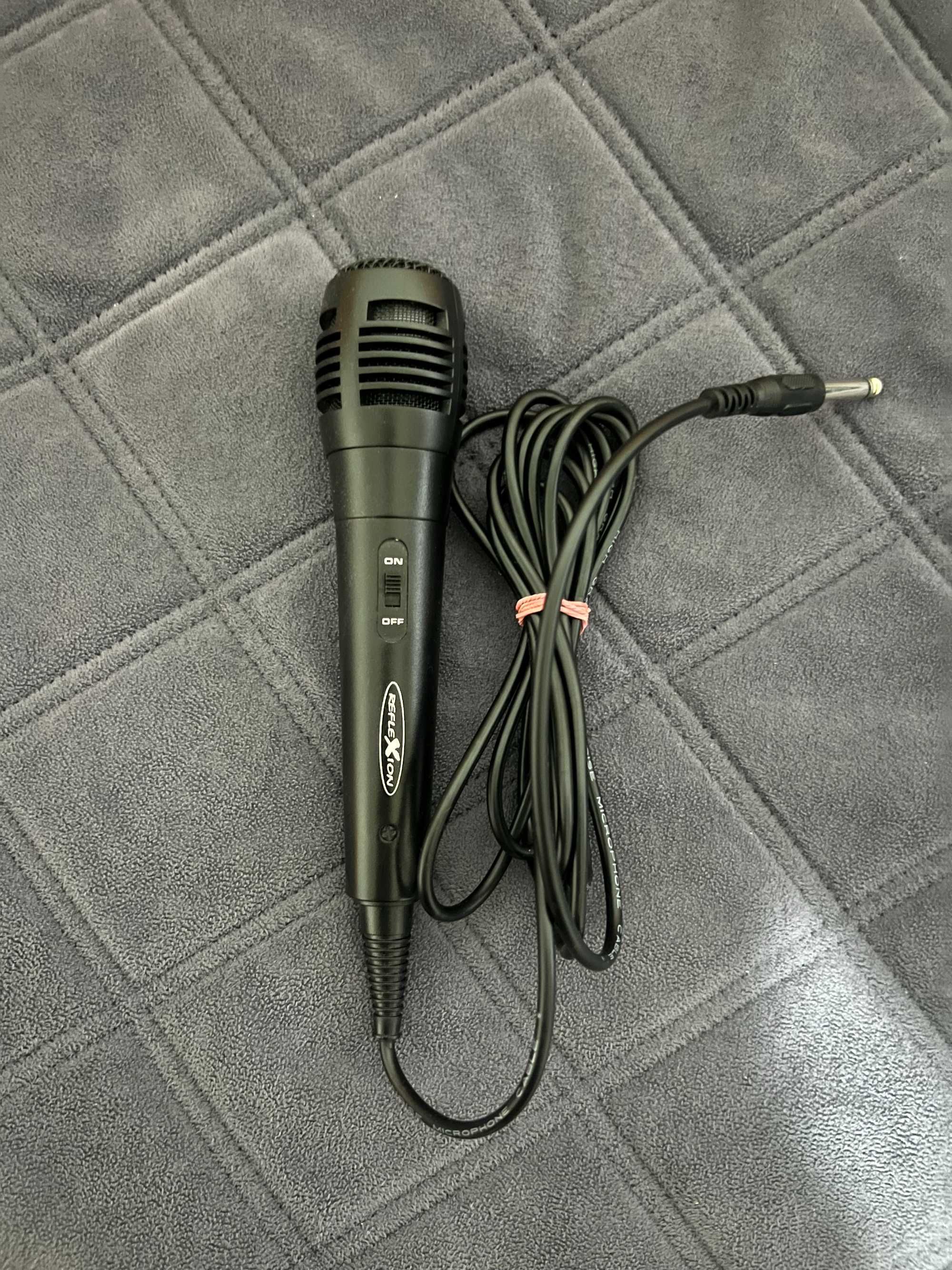 Bluetooth тонколона със микрофон в комплекта