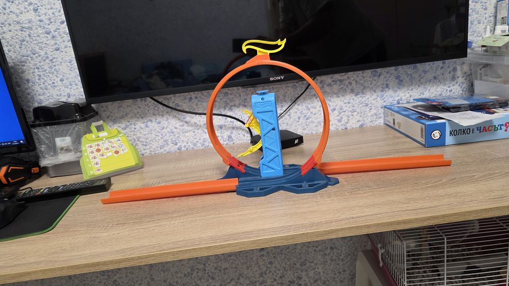 Hot Wheels Track Builder
