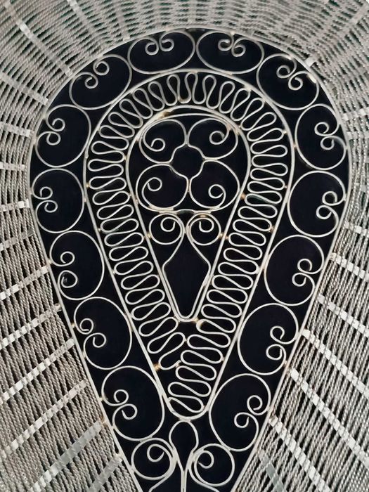 Зашеметяващ филигран