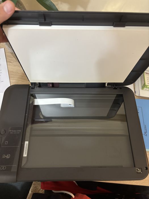Vand imprimanta HP Deskjet 2050