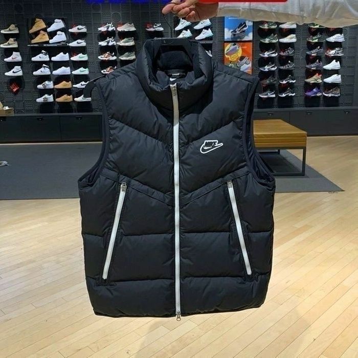 Жилетка Nike, безрукавка