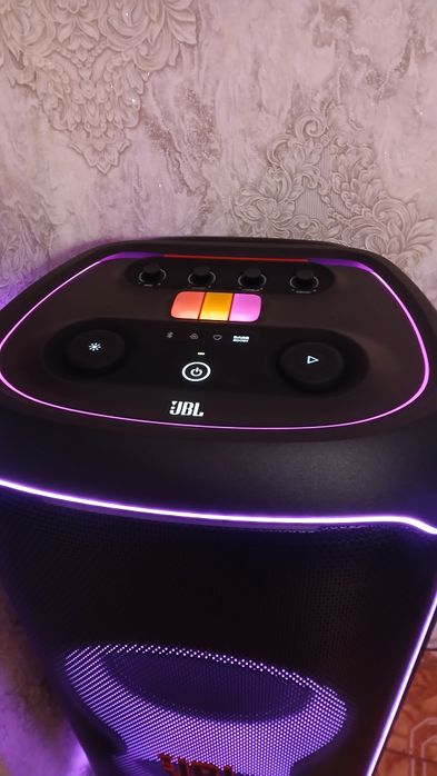 JBL partybox ultimate