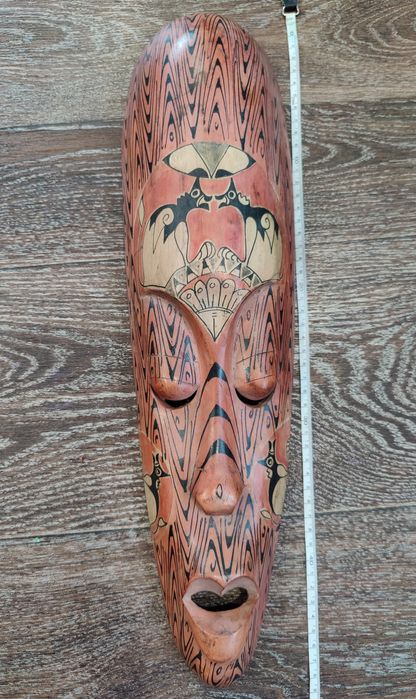 Африканская декоративная маска