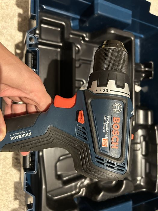 Bosch professional GSR 18V-90 C