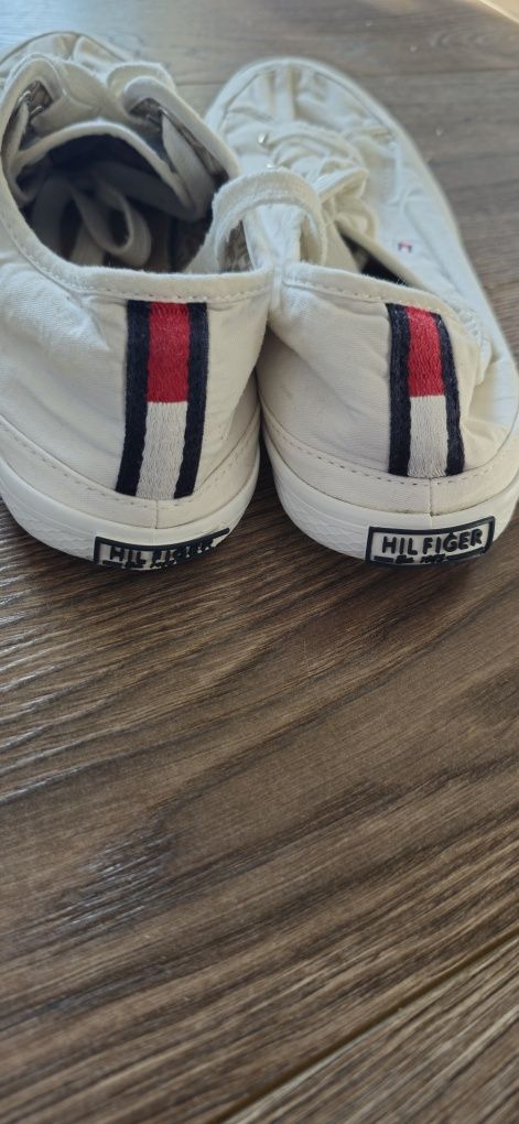 Кецове Converse 38, 39, Tommy Hilfiger