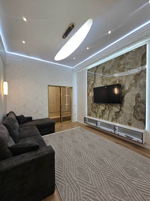 Продается 3 комнатная квартира в новостройке Чиланзар Ц