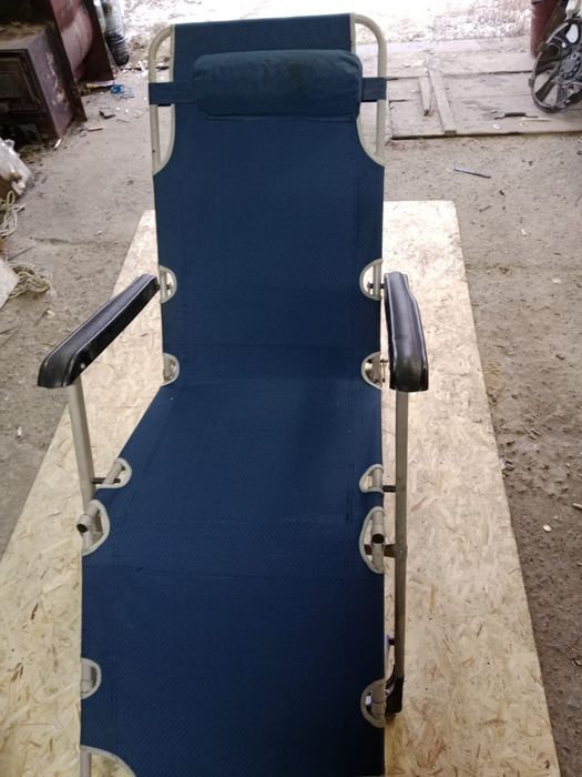 Продам шезлонг в отличном состоянии