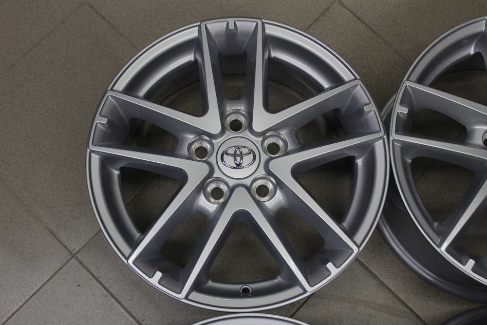 Нови оригинални джанти 16" Toyota Avensis, Auris, Corolla