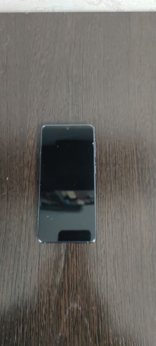 Продам смартфон Samsung s211