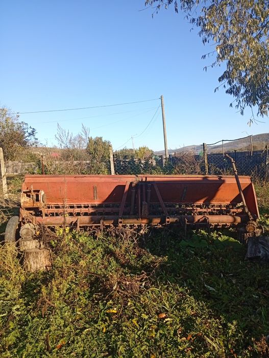 VAND :Semănătoare SUP29 pe patine