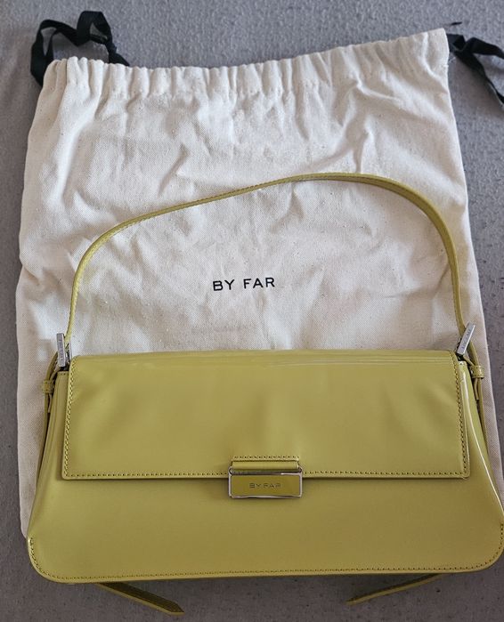 BY FAR- нова чанта