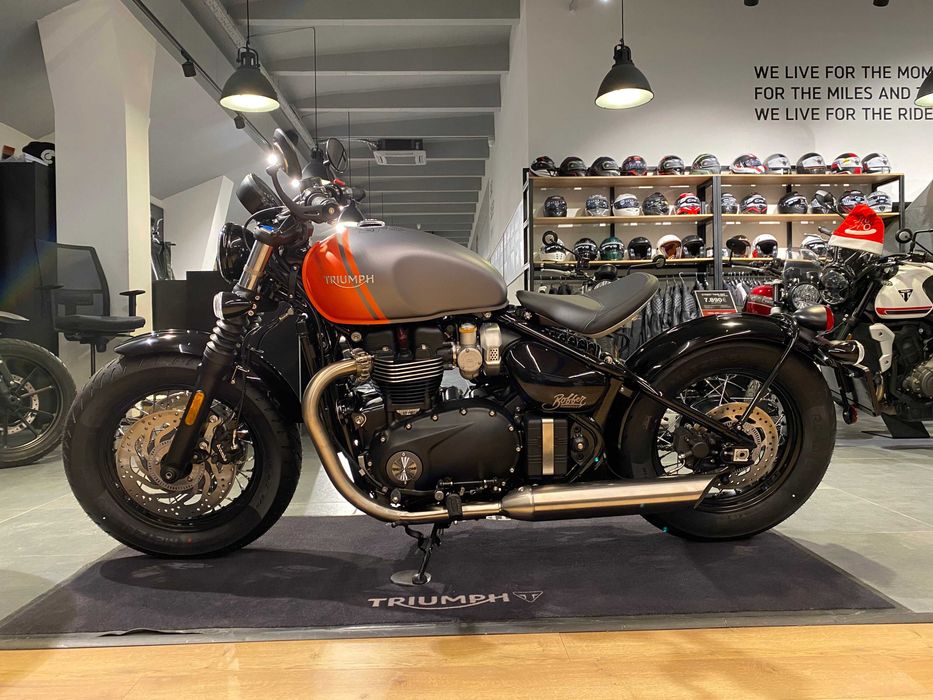 Lichidare Motocicleta Triumph Bonneville Bobber 2025 | Leasing | Rate