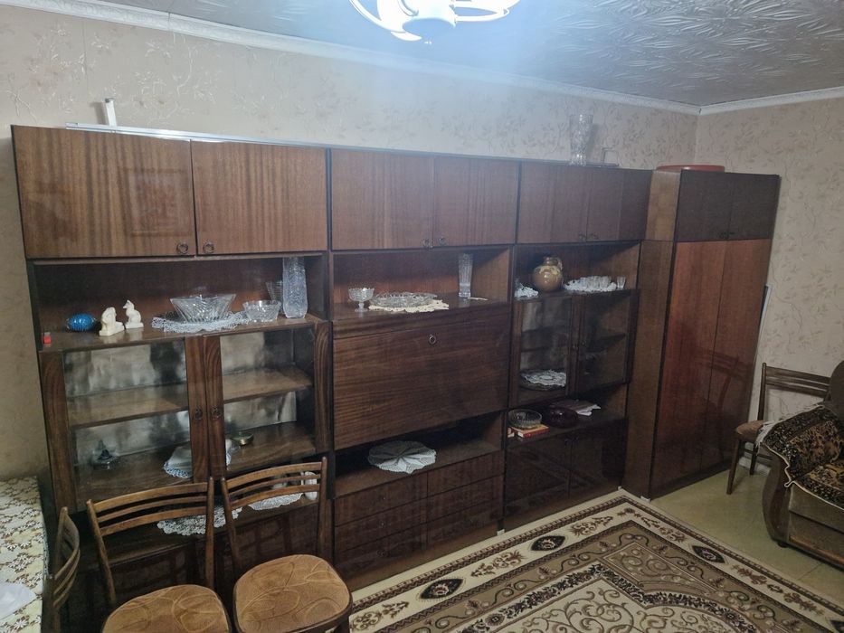 Продам стенку в хорошем состоянии
