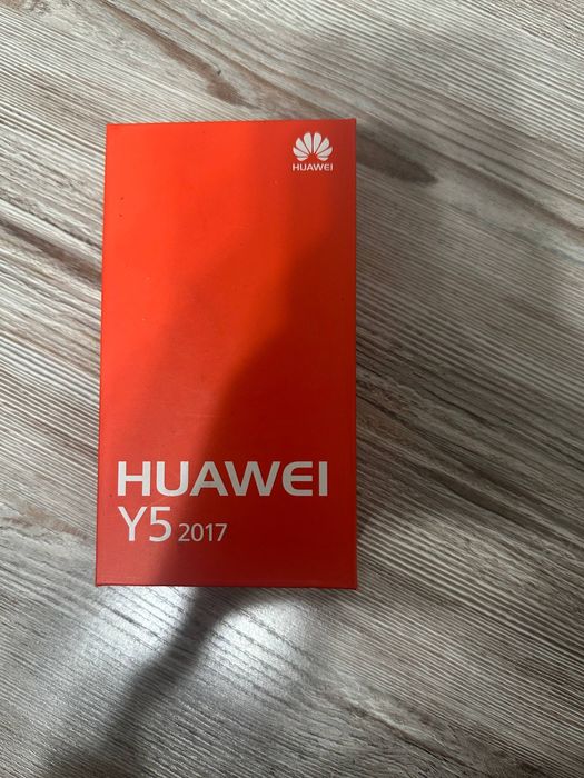 Телефон Huawei Y5