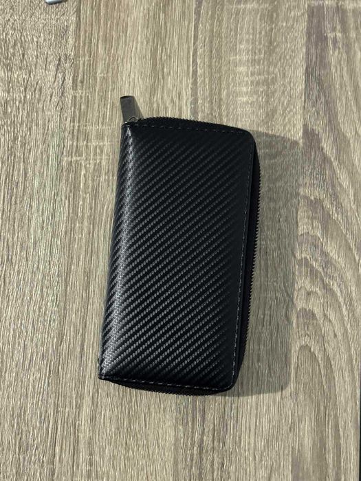 Стилен мъжки портфейл