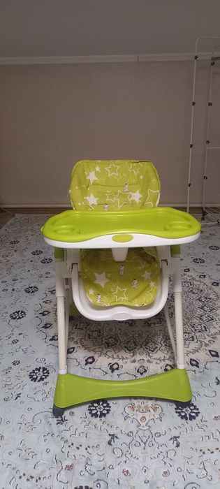 Детский стульчик для кормления