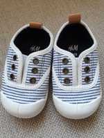 Бебешки детски обувки h&m
