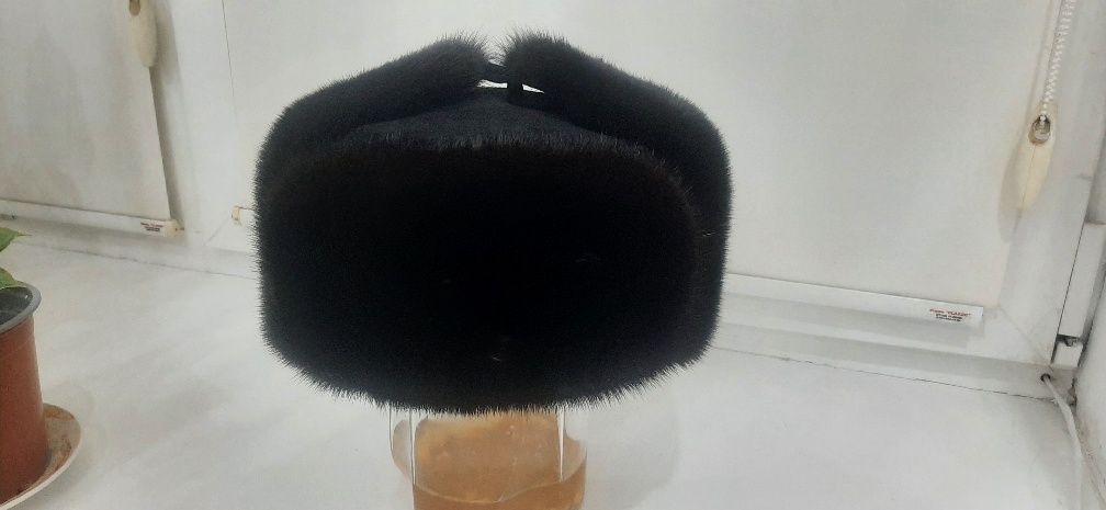 Продам норковую шапку