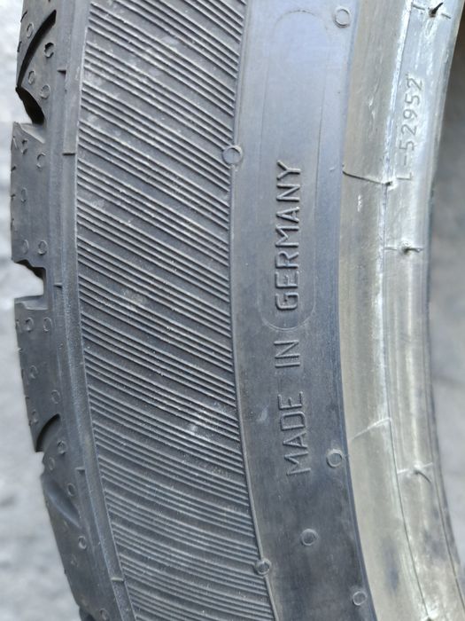 Зимни гуми -18цола -225/45-1бр.-95лв."PLATIN"