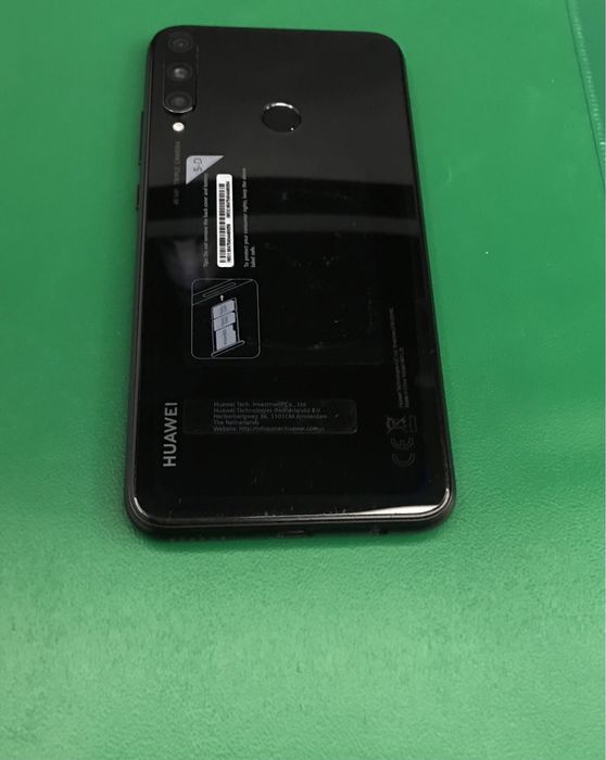 Incarcator pentru telefon si telefon