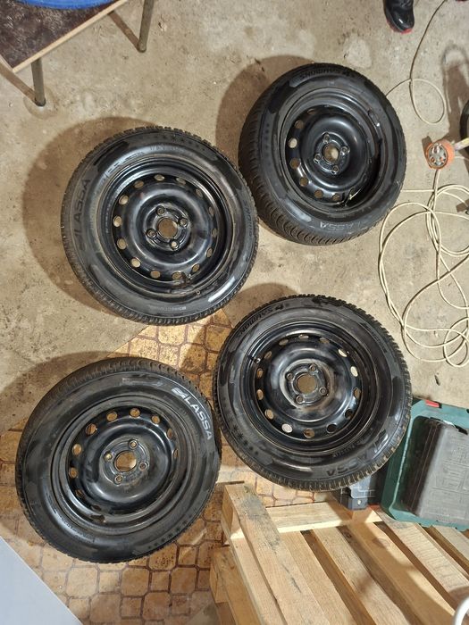 Зимни гуми 175/65/R14 с железни джанти