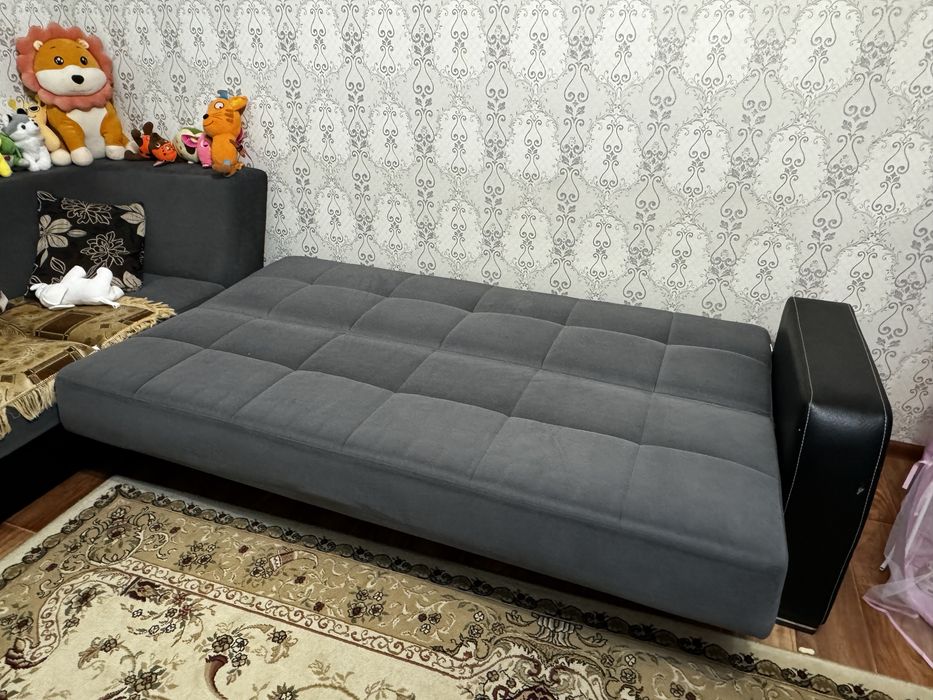 Угловой раскладной диван