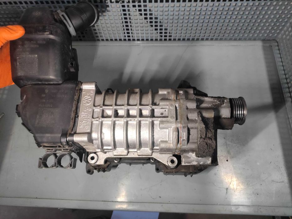 Compresor supraalimentare volkswagen vw golf 5 1.4 TSI cod 03c276