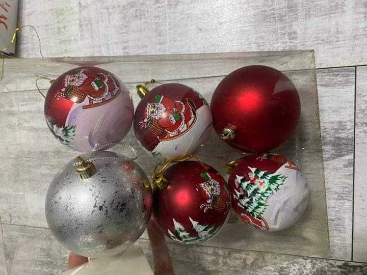 Коледна елха 120см голяма и със 180бр шишарки